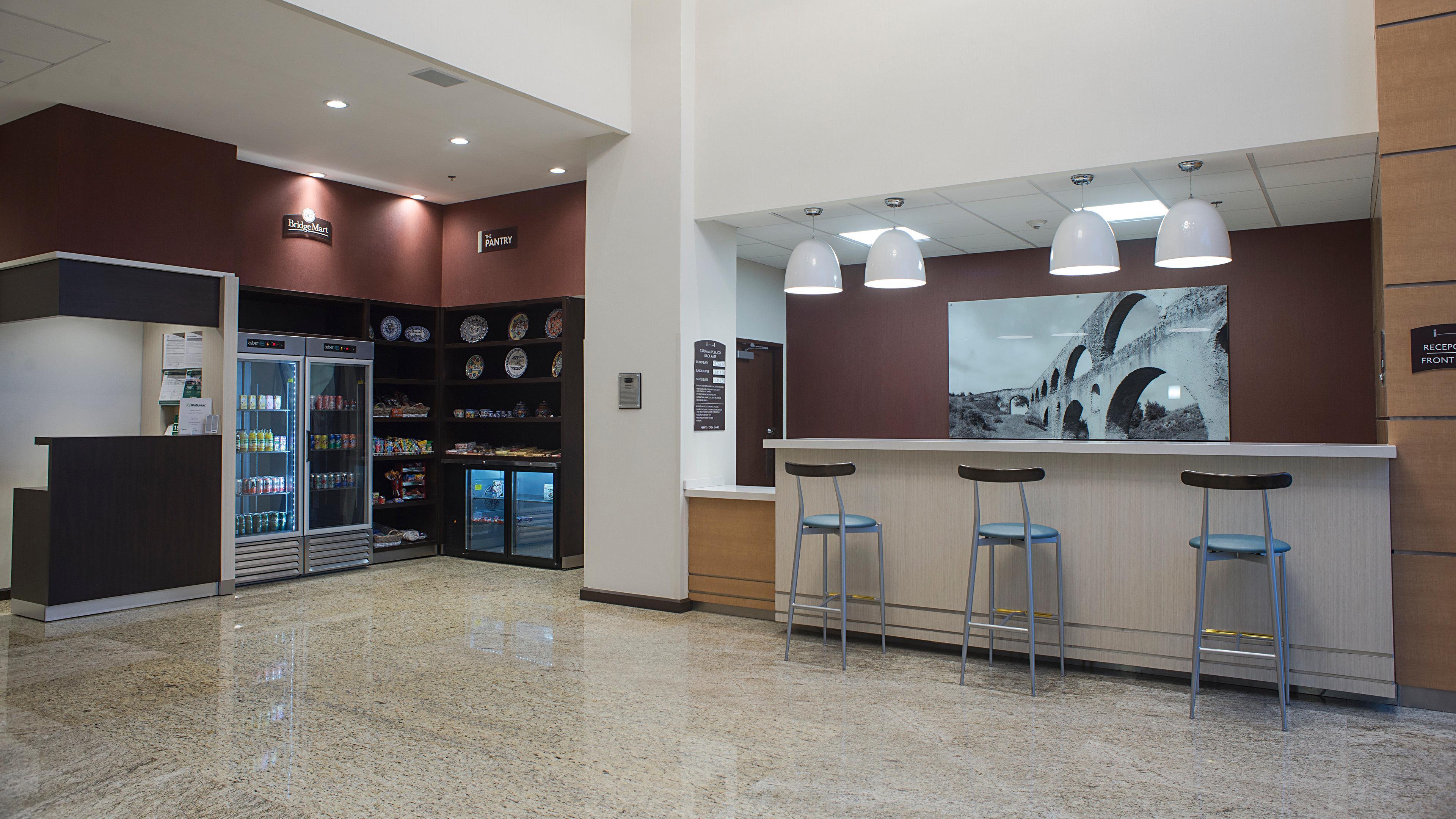 Staybridge Suites Puebla By Ihg Exterior foto