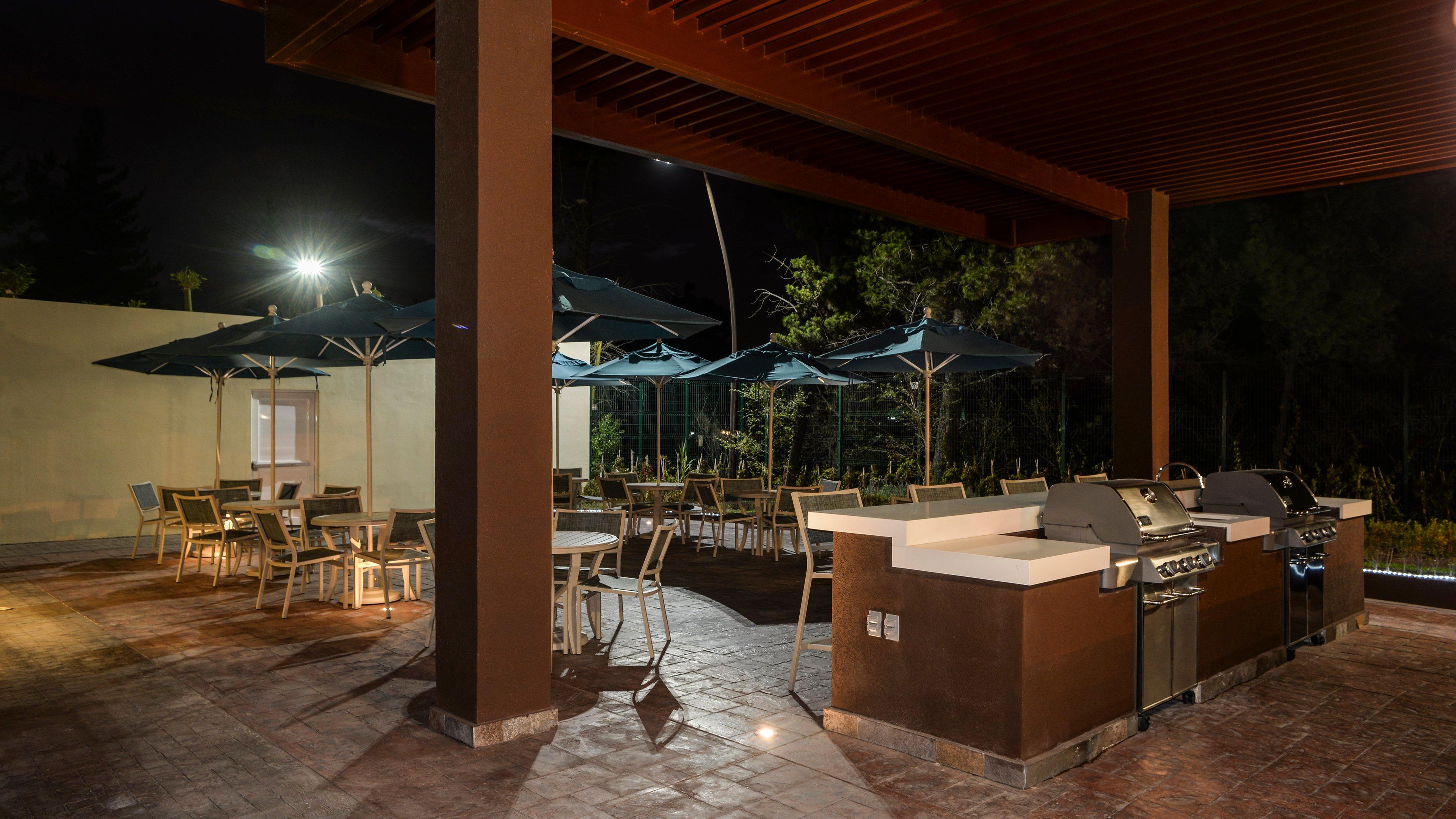 Staybridge Suites Puebla By Ihg Exterior foto