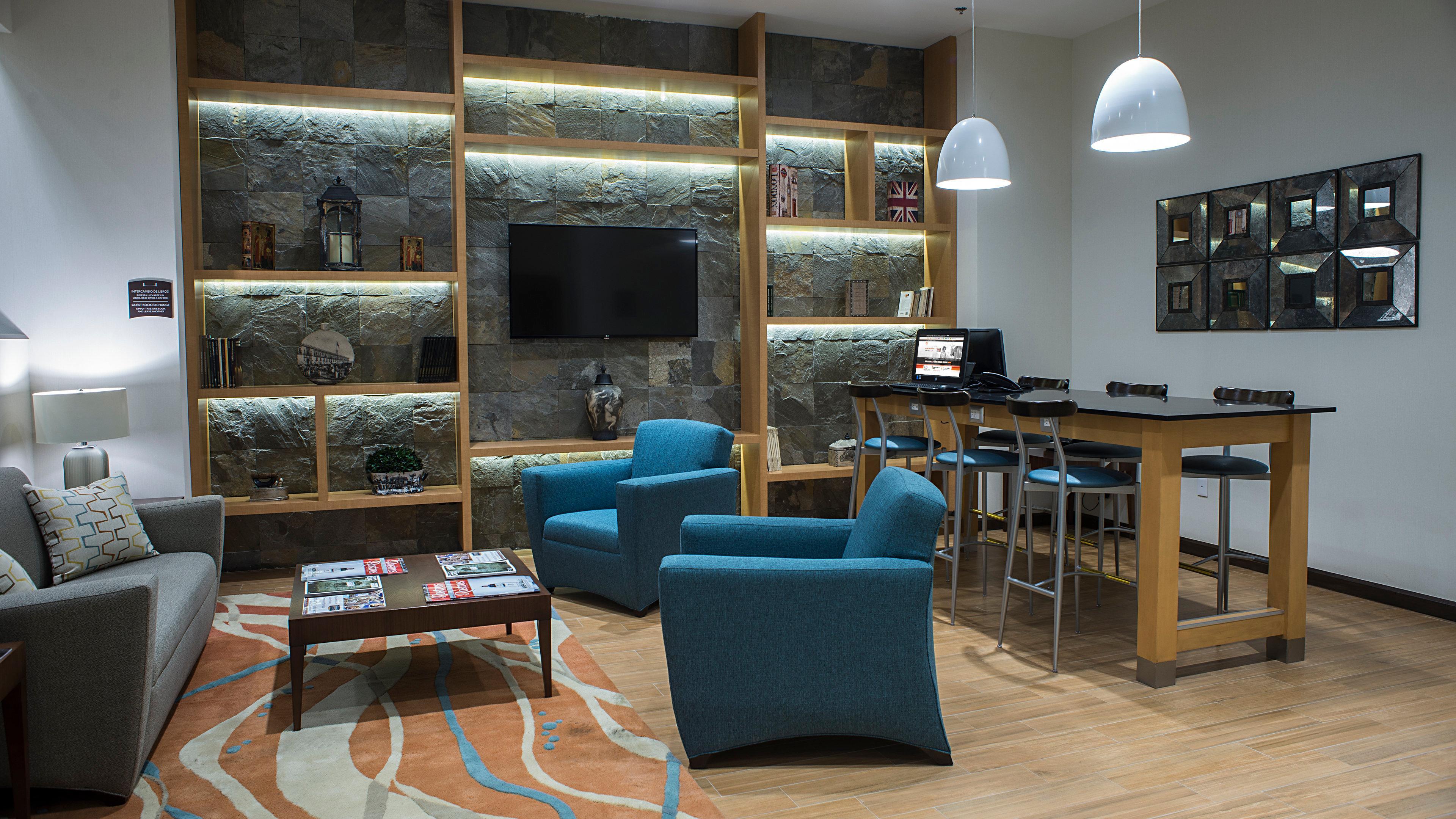 Staybridge Suites Puebla By Ihg Exterior foto