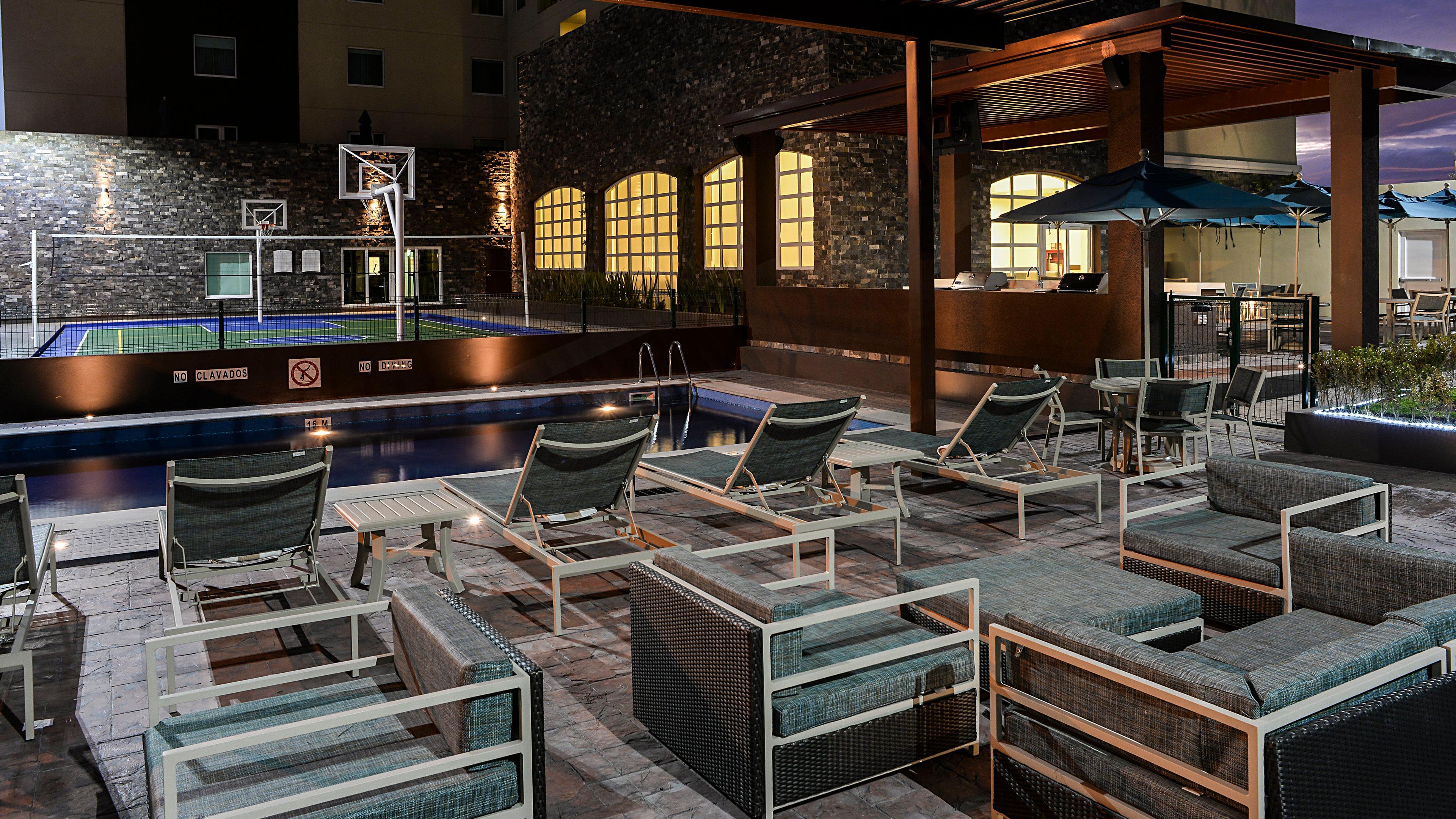 Staybridge Suites Puebla By Ihg Exterior foto